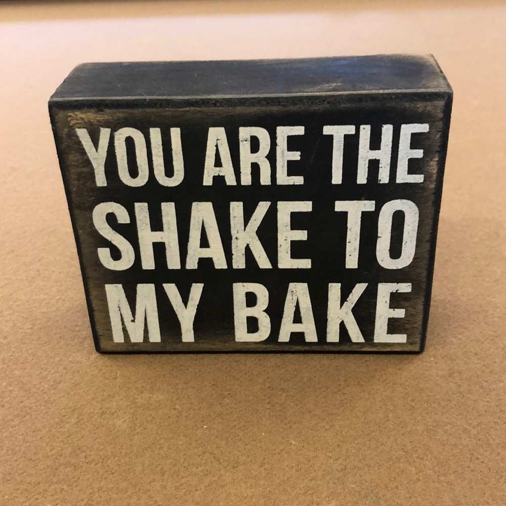 Small box sign